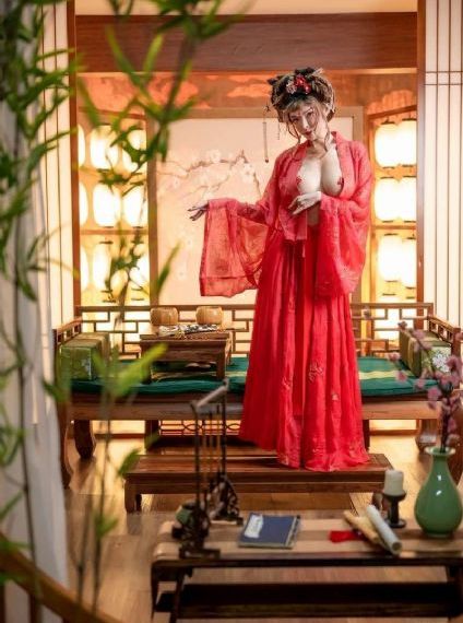 欧美毛多水多黑寡妇_超清在线播放