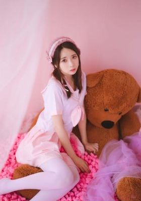 欧美胖模图片_HD免费播放